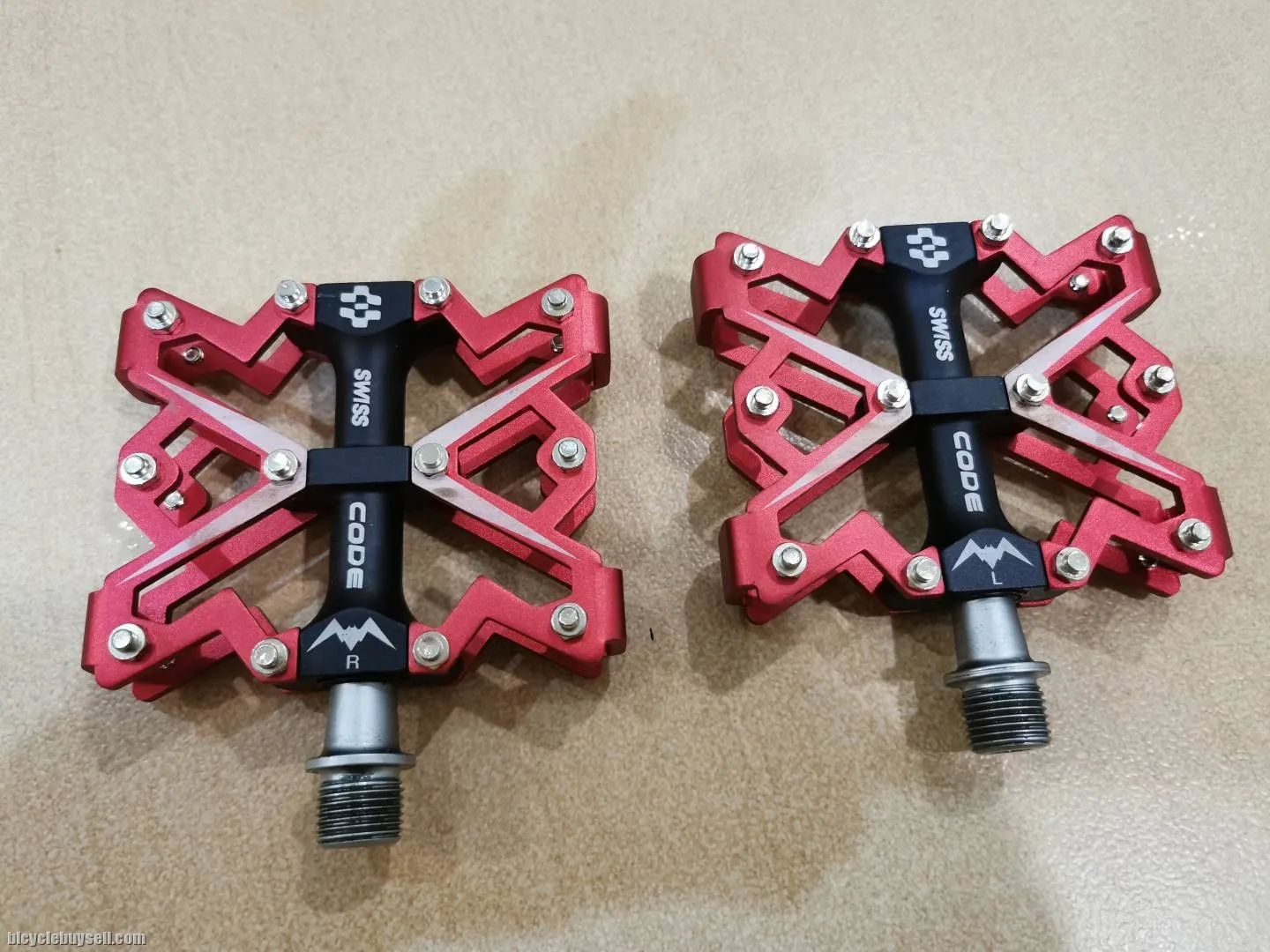 SWISS CODE Pedal, Taiwan Made, Triple Bearing