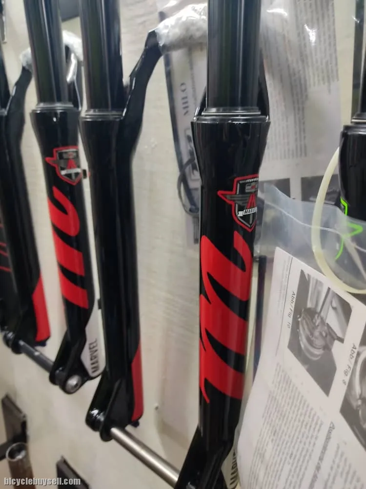 MANITOU 27.5 SUSPENSIONS FORK