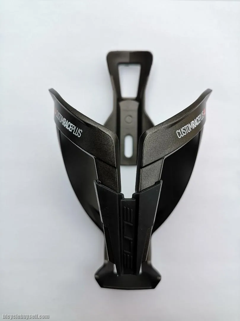 Elite Custom Race Plus bottle cage