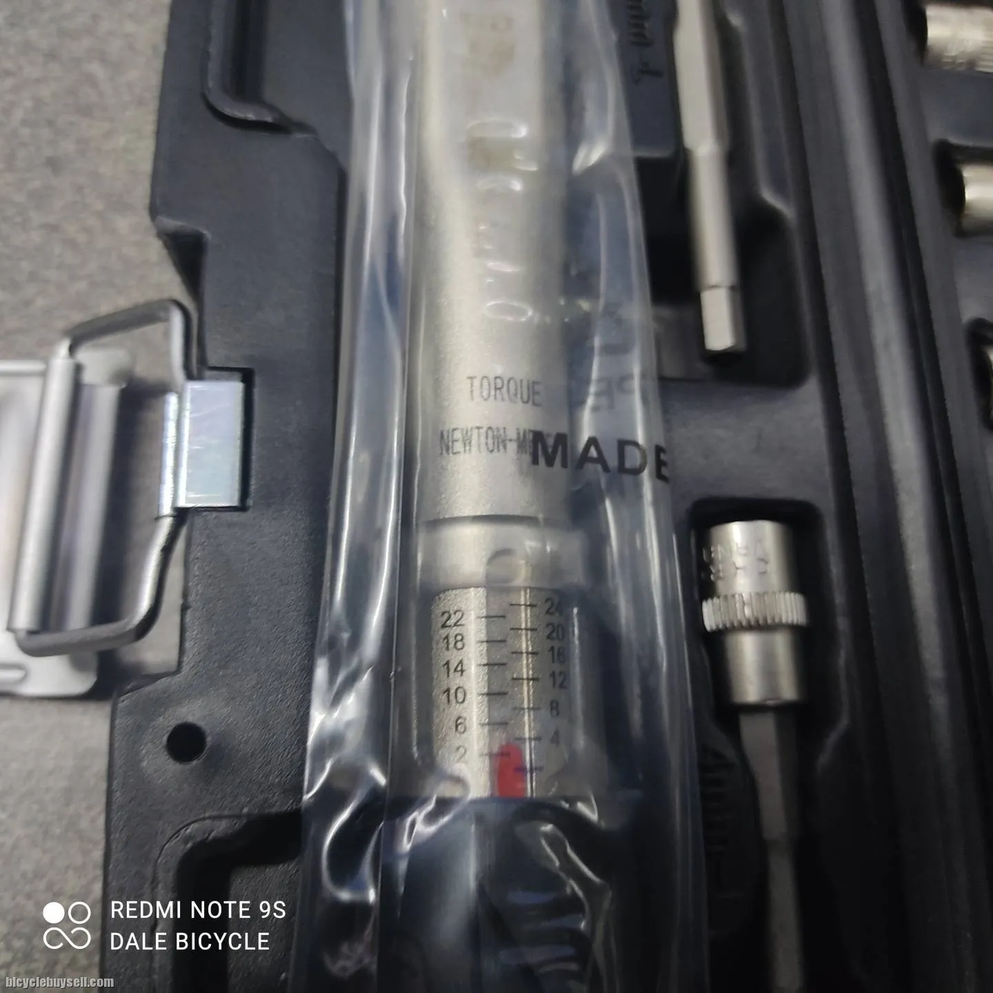 BIKE HAND TORQUE WRENCH 2-24nm