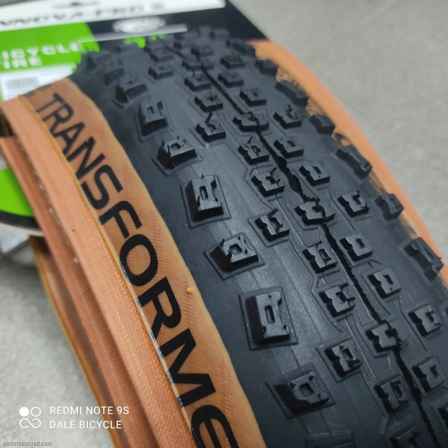 INNOVA-PRO TRANSFORMER AKIN WALL 29X2.1 TUBELESS