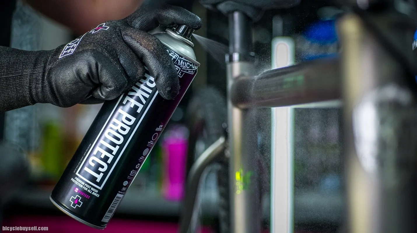 Muc Off Bike Protect 500ml Spray Can