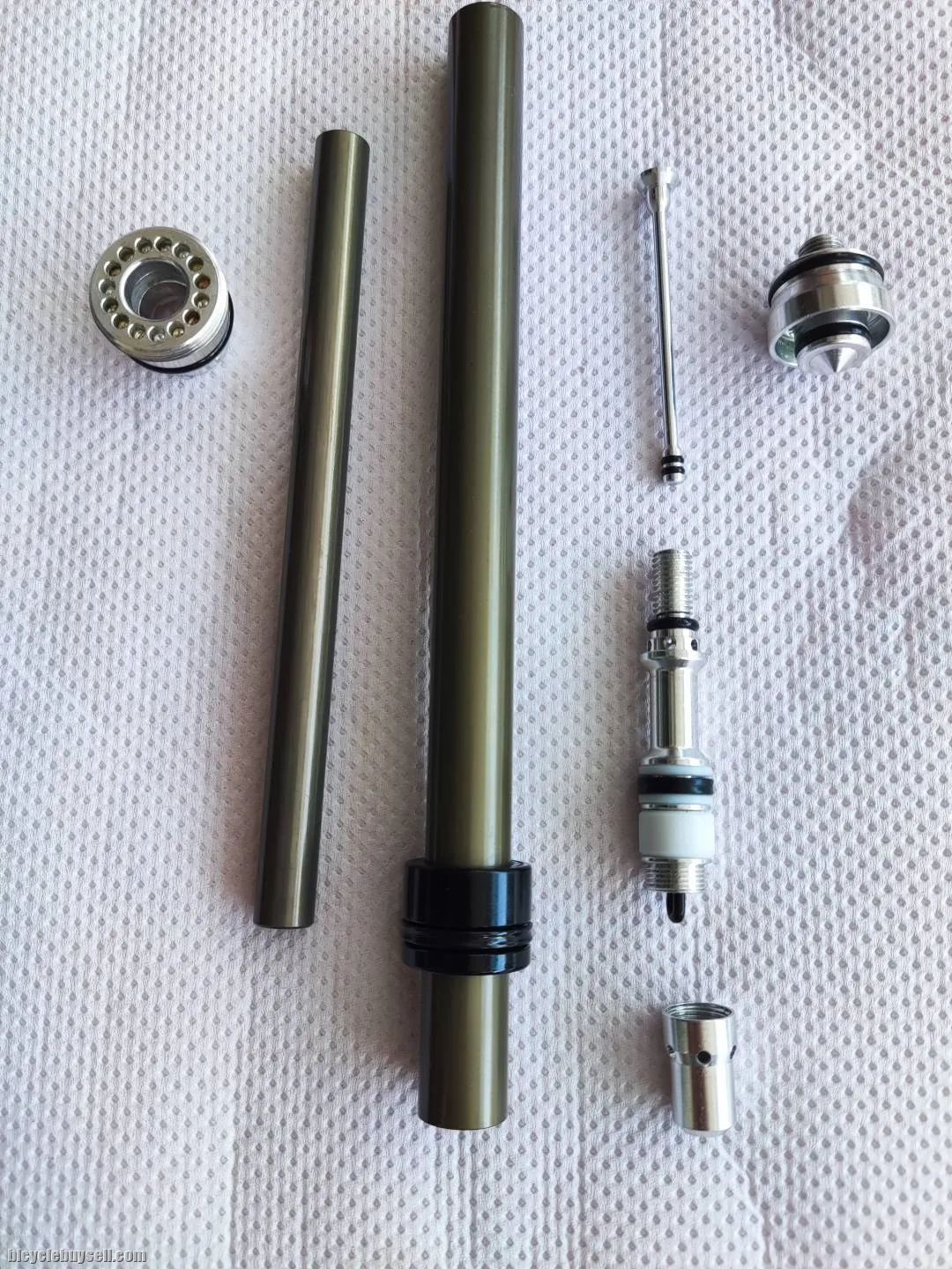 KS Lev Dropper Post Full Service Kit, Oil &amp; Air Seals