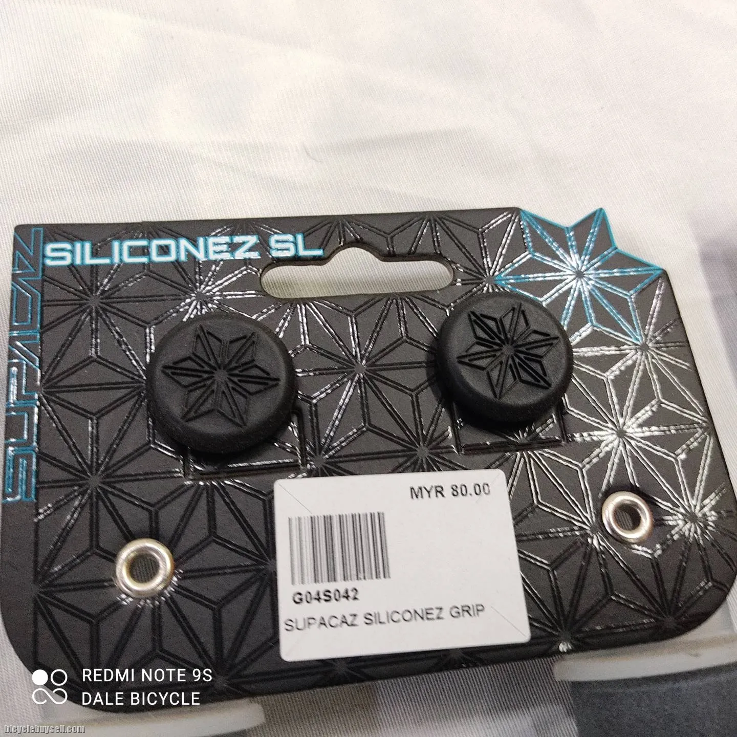 SUPERCAZ SILICONE GRIP