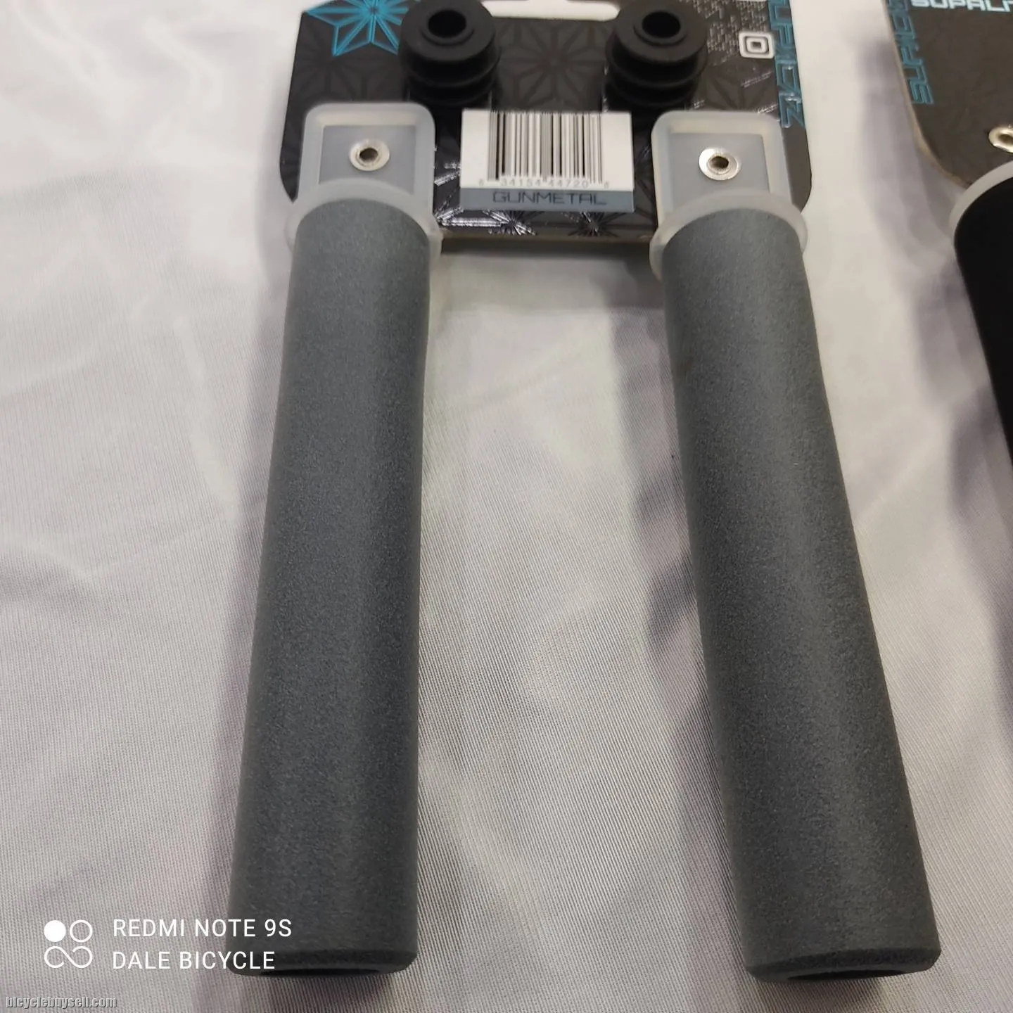 SUPERCAZ SILICONE GRIP