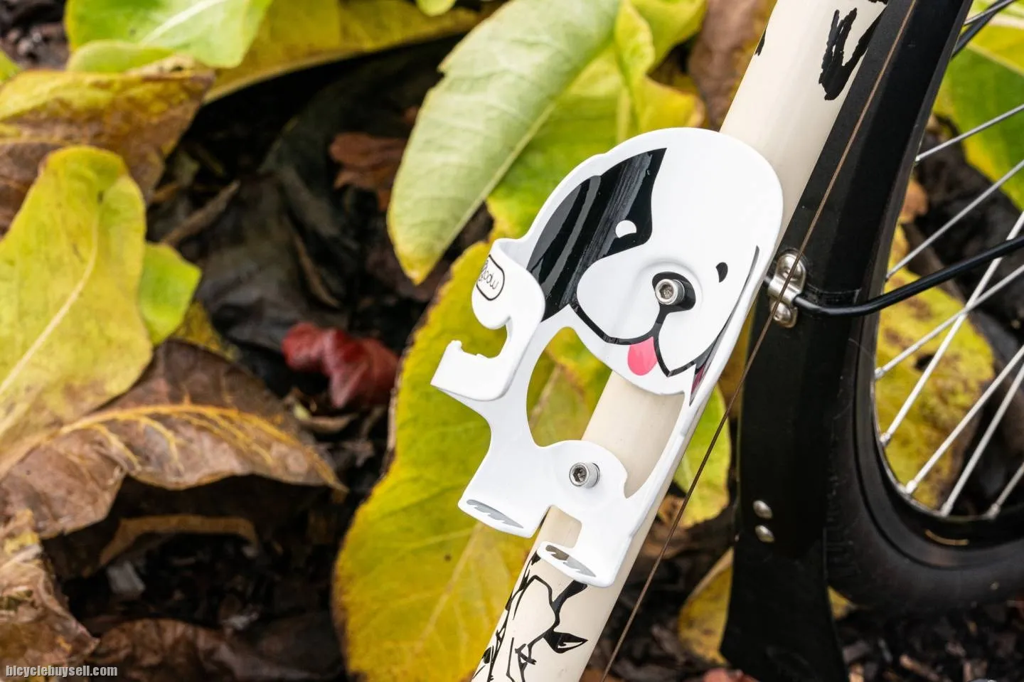 PDW VGD Side Loading Bottle Cage White