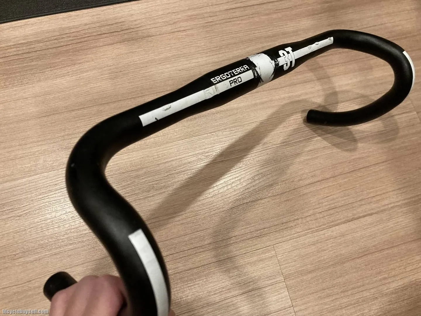 {SOLD}3T Ergoterra pro Alloy handlebar 42cm