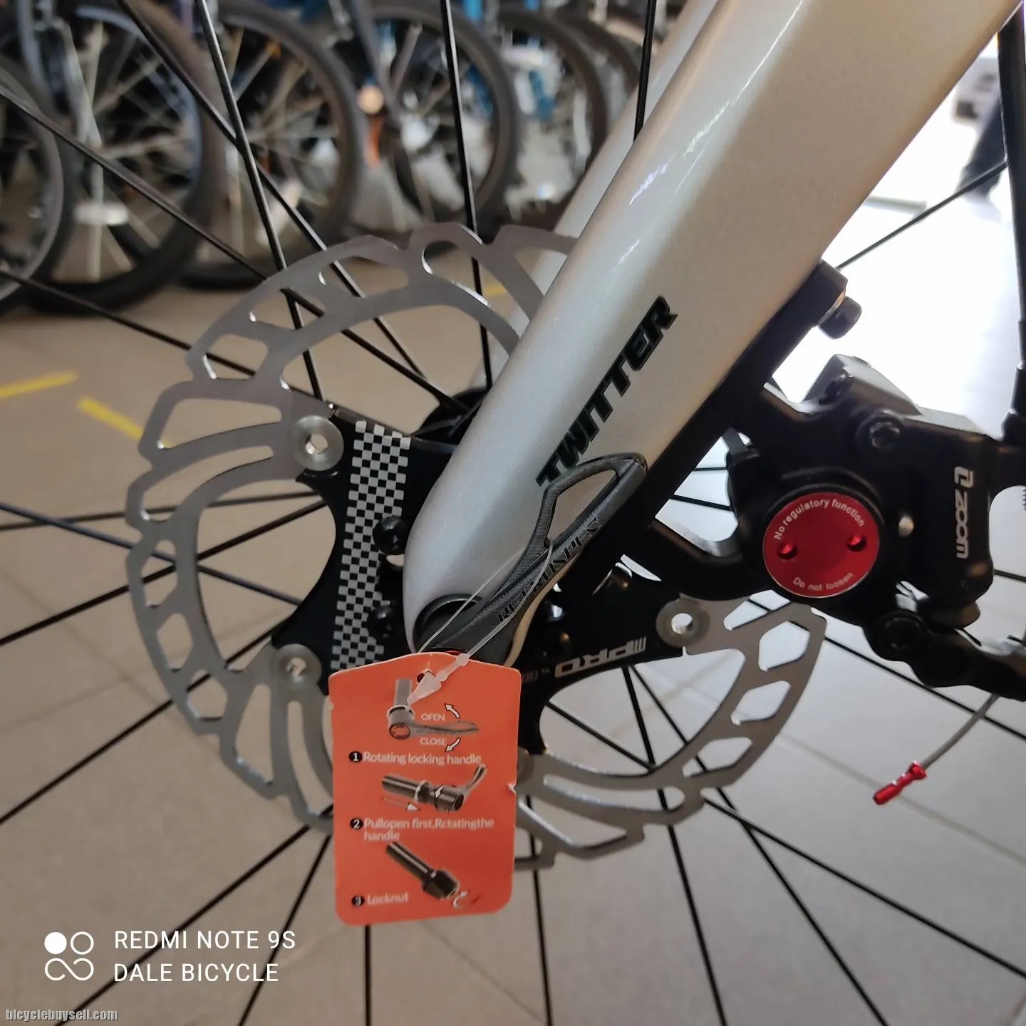 TWITTER V2 CARBON GRAVEL BIKE