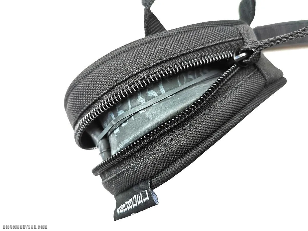Arundel Uno Minimalist Saddle Bag