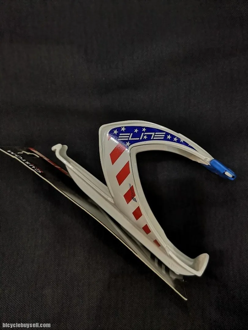 Elite Custom Race Flag Edition USA Bottle Cage