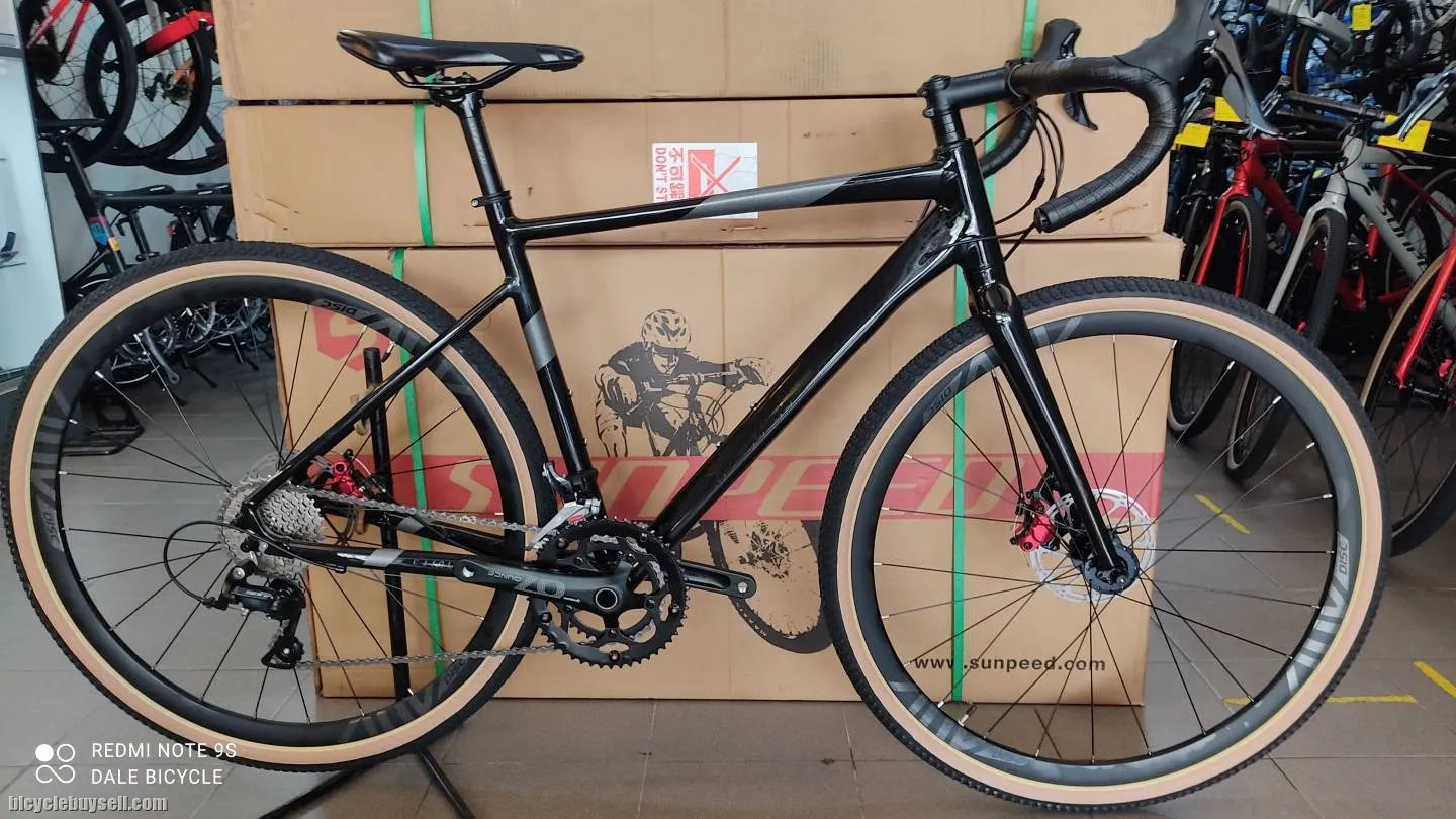 GRAVEL BIKE SUNPEED CHARON BLACK AND RED