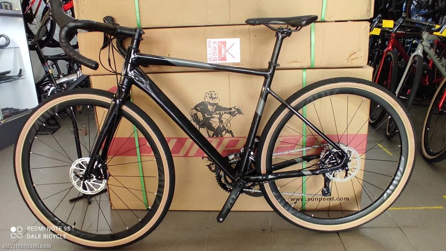 GRAVEL BIKE SUNPEED CHARON BLACK AND RED