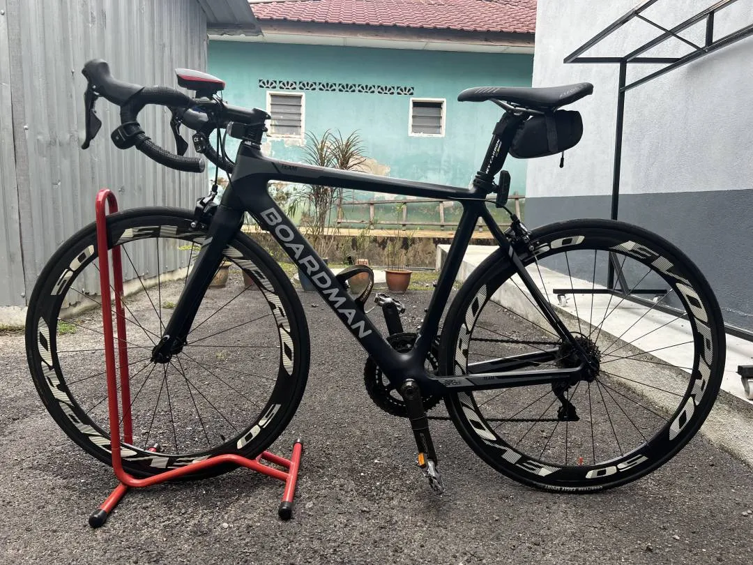 Road bike BOARDMAN