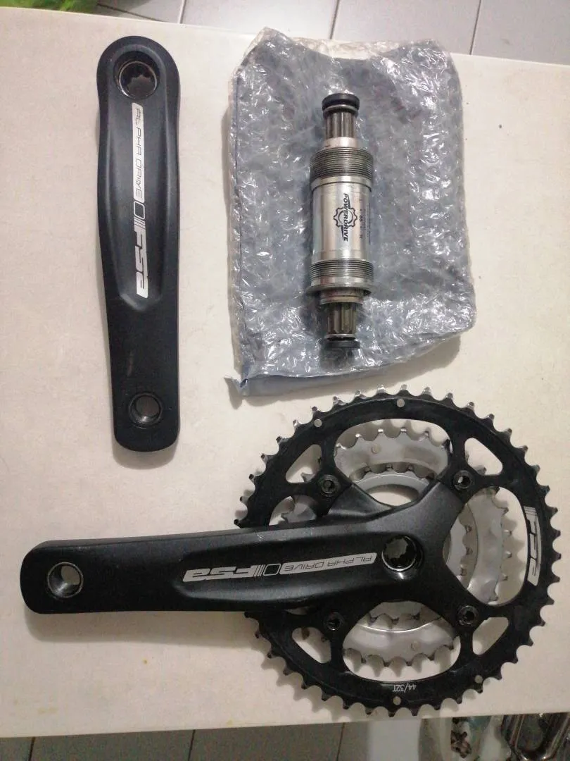 FSA Crankset 44/32/22T