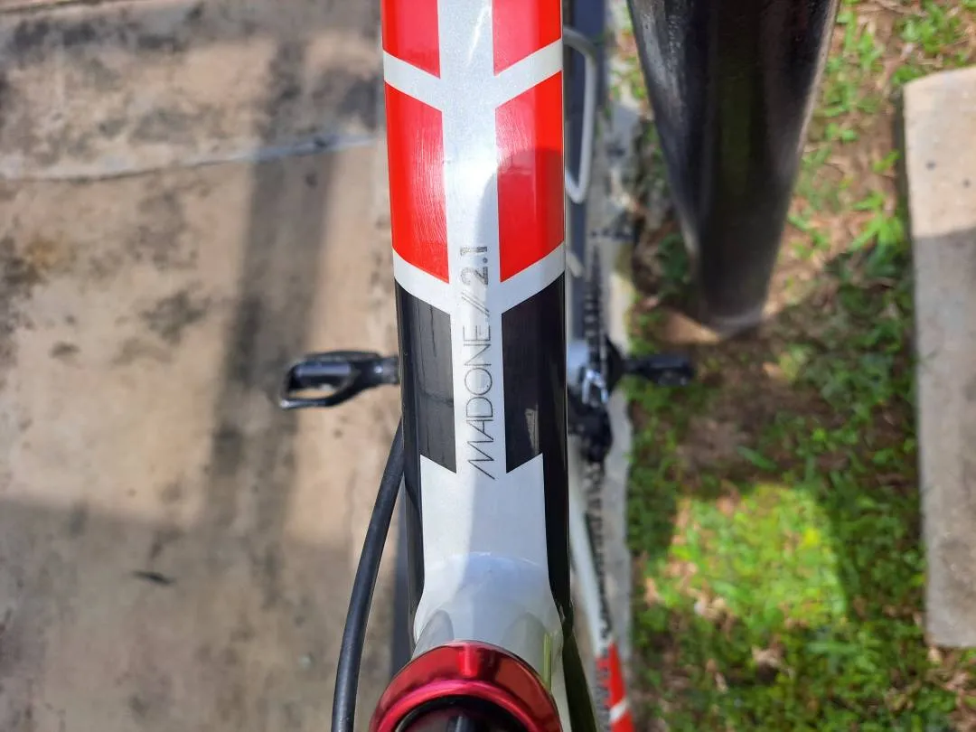 Trek Madone 2.1