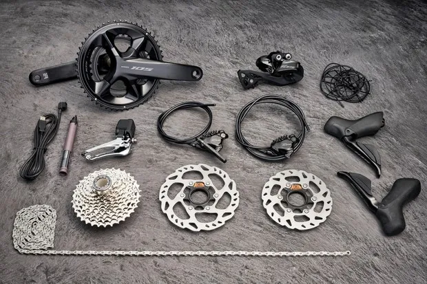 Shimano 105 R7100 Di2 12-speed disc groupset ORIGINAL BRAND NEW