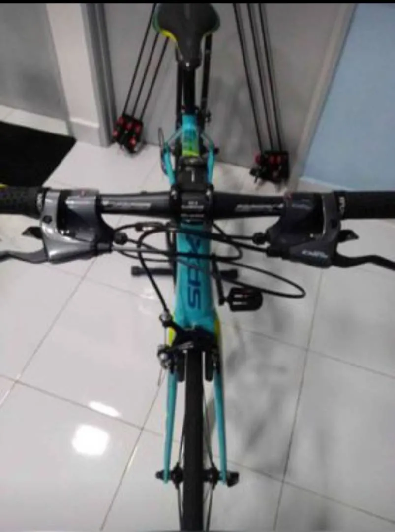 Roadbike Flatbar XDS Thalia 300