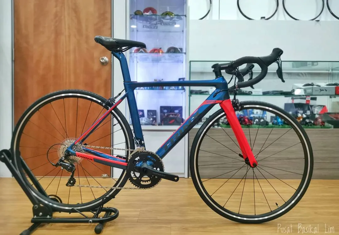 Trinx Rapid Carbon Road Bike (Shimano Sora 2x9 Speed)