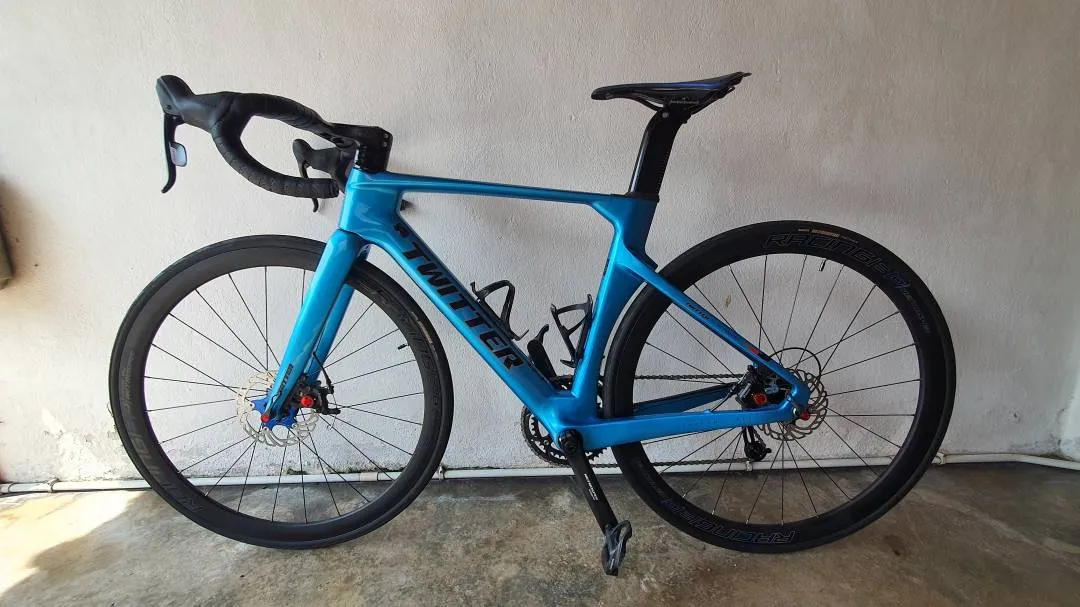Used Carbon Twitter R10 Road Bike like new PJ
