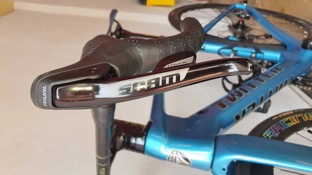 Used Carbon Twitter R10 Road Bike like new PJ