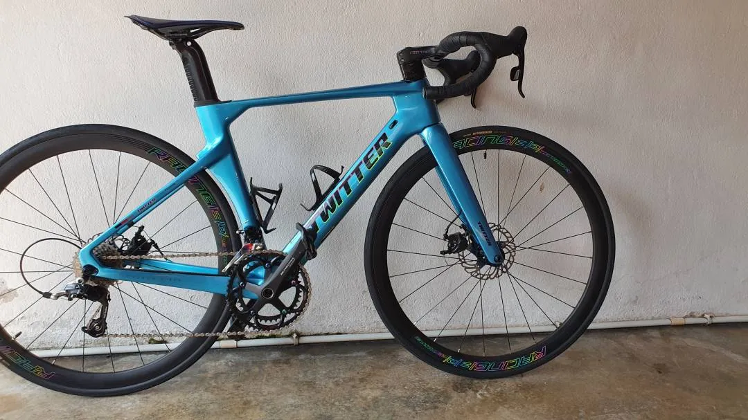 Used Carbon Twitter R10 Road Bike like new PJ
