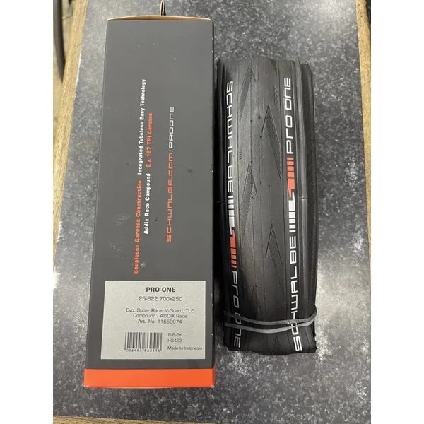 Schwalbe Pro One Tubeless Tyre 700 x 25c (tubeless ready)