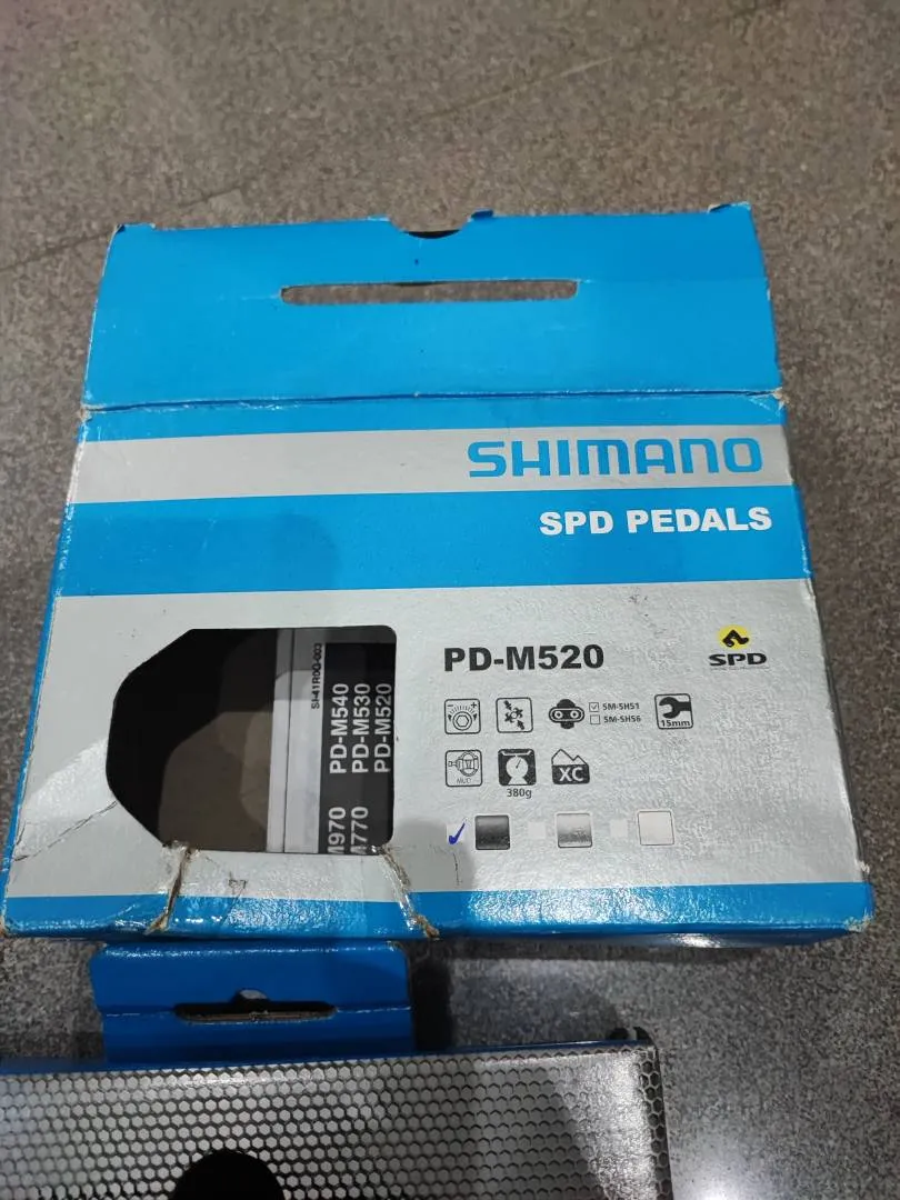Sold - Original Shimano clipless pedal PD-M520