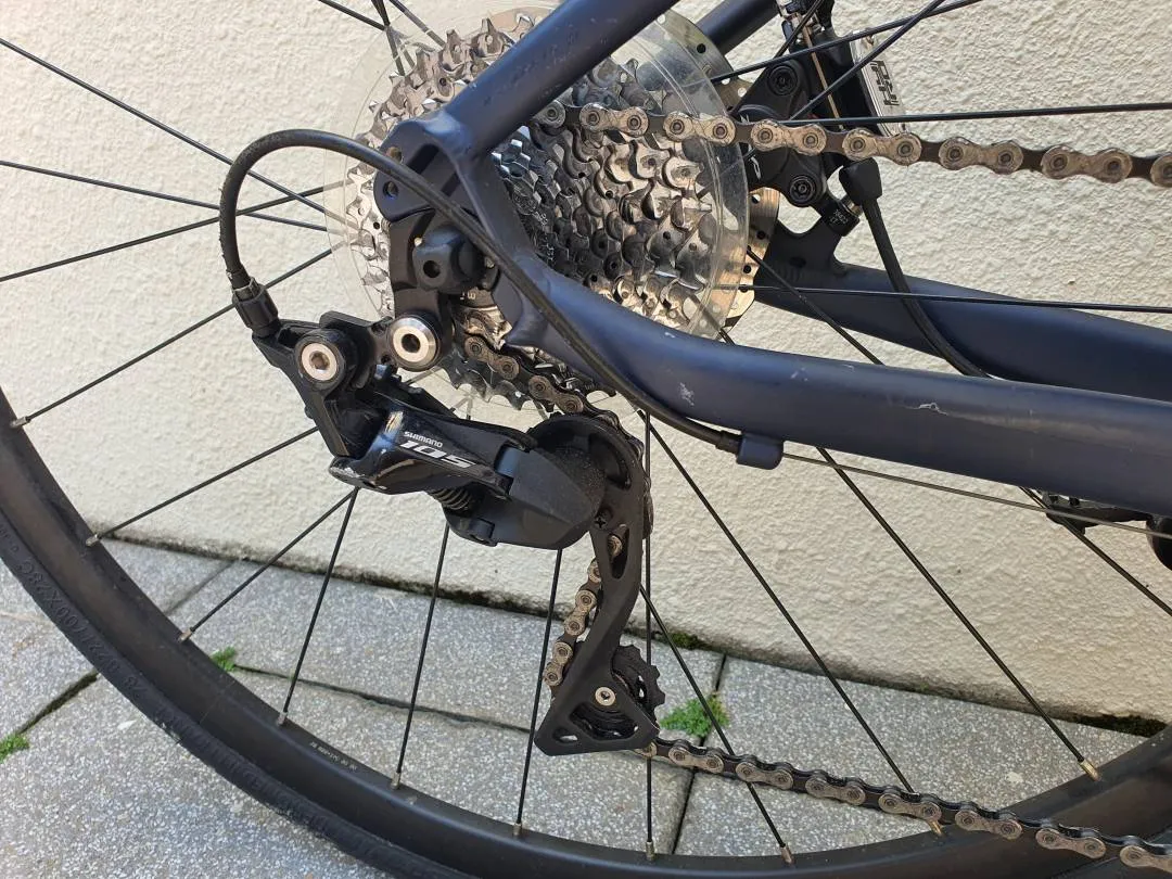 Triban RC 520 (Decathlon) disc road bike 105 (Size XS)