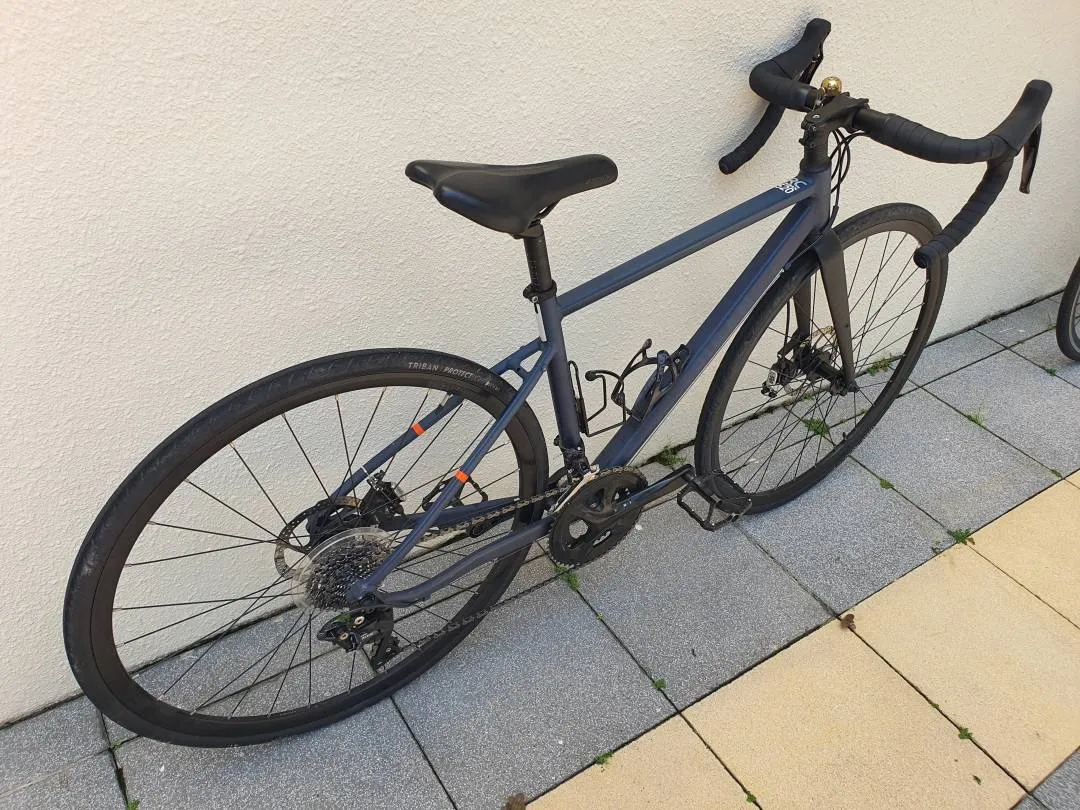 Triban RC 520 (Decathlon) disc road bike 105 (Size XS)