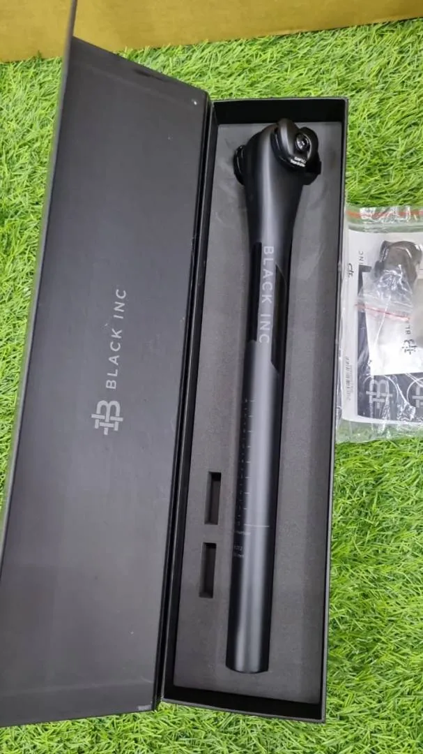 Black Inc Carbon Seatpost 0Â°(27.2mm) Brand New !!!