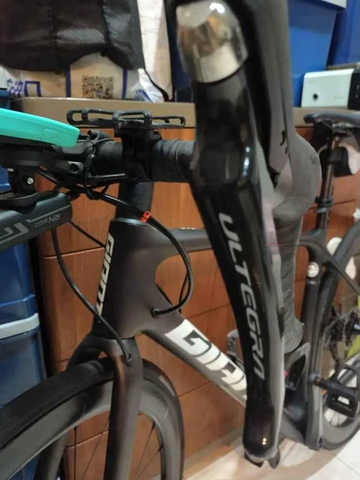 Giant TCR Advanced 2022 Pro 1 Disc Road Bike RM12.5K