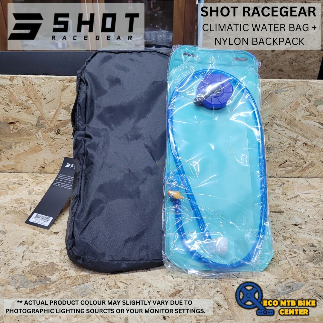 SHOT CLIMATIC WATER BAG + NYLON BACKPACK
