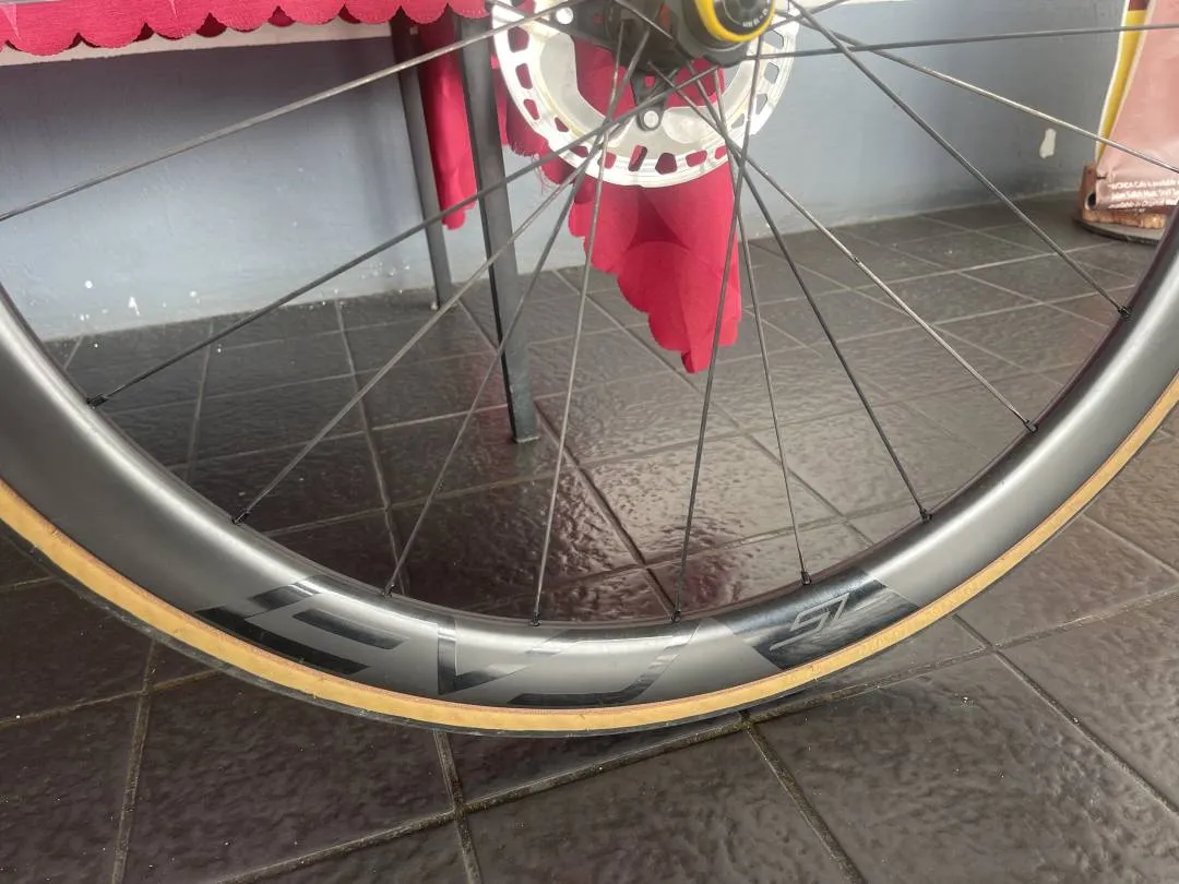 Possible evo SL 40mm Dt240 exp hub