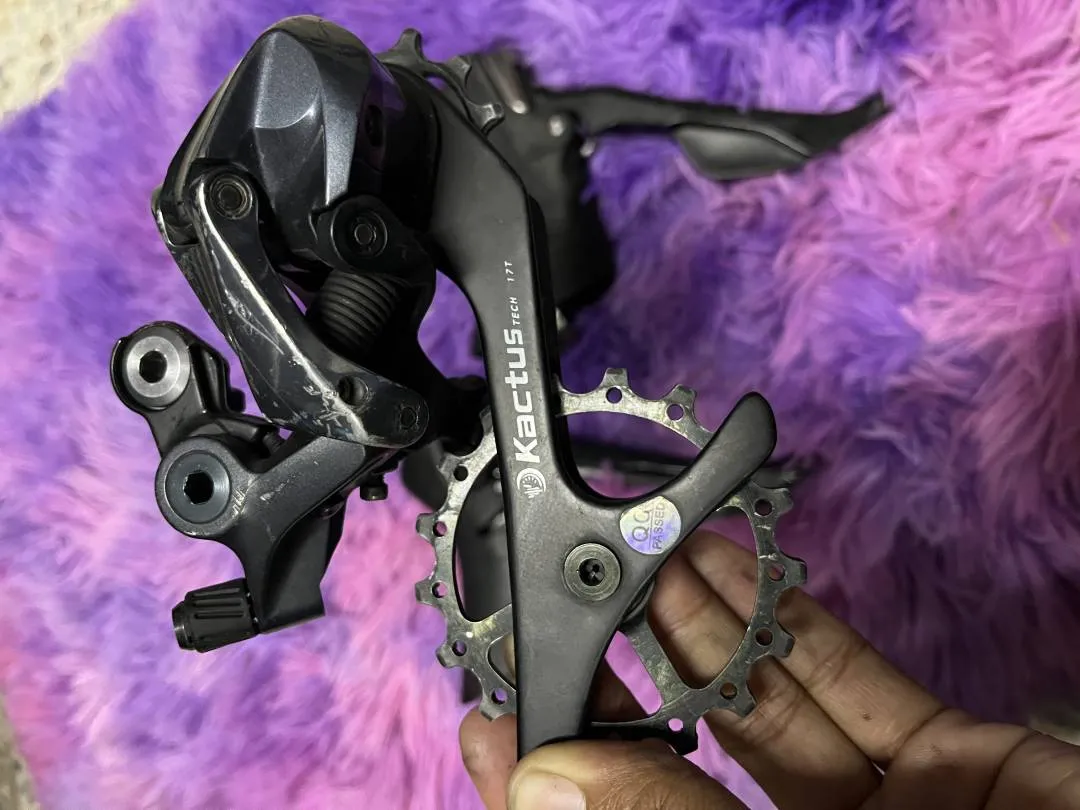 SOLD SOLD SOLD OUT OF STOCK Shimano Ultegra Upgraded Kit Rim brake
