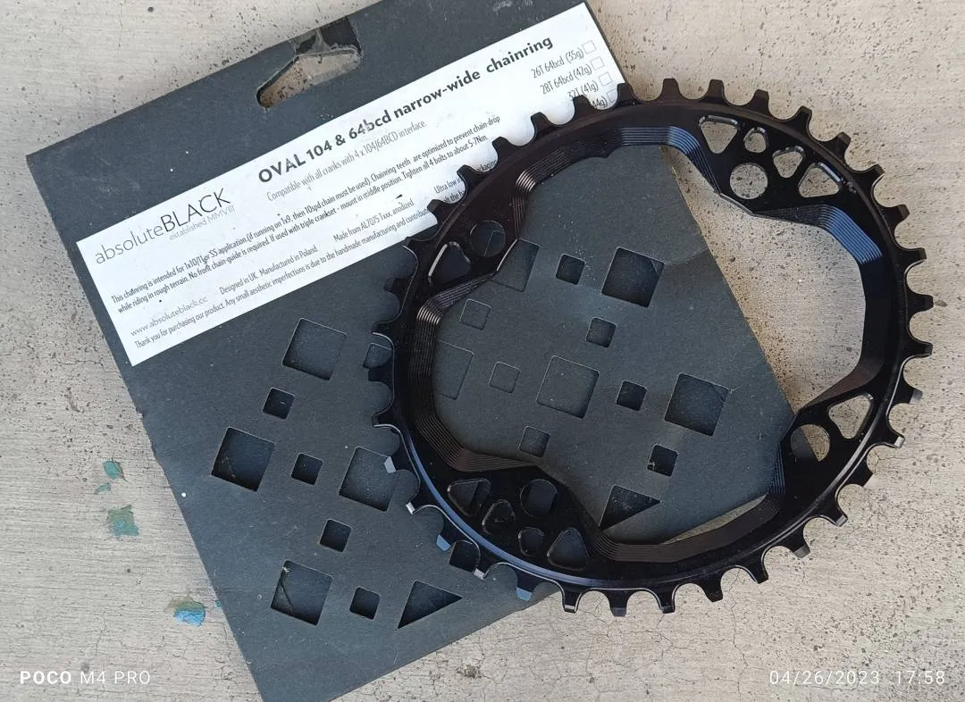 Absolute Black Oval 36t Chainrings