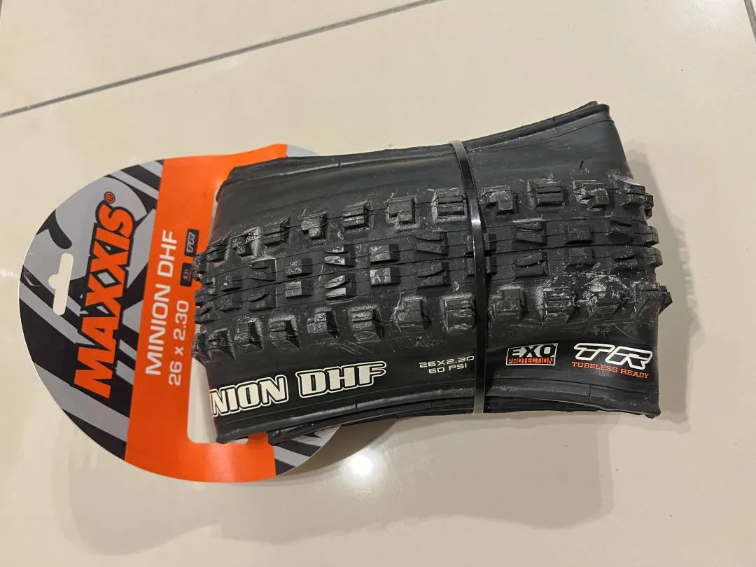 Maxxis minion DHF Tires tyre
