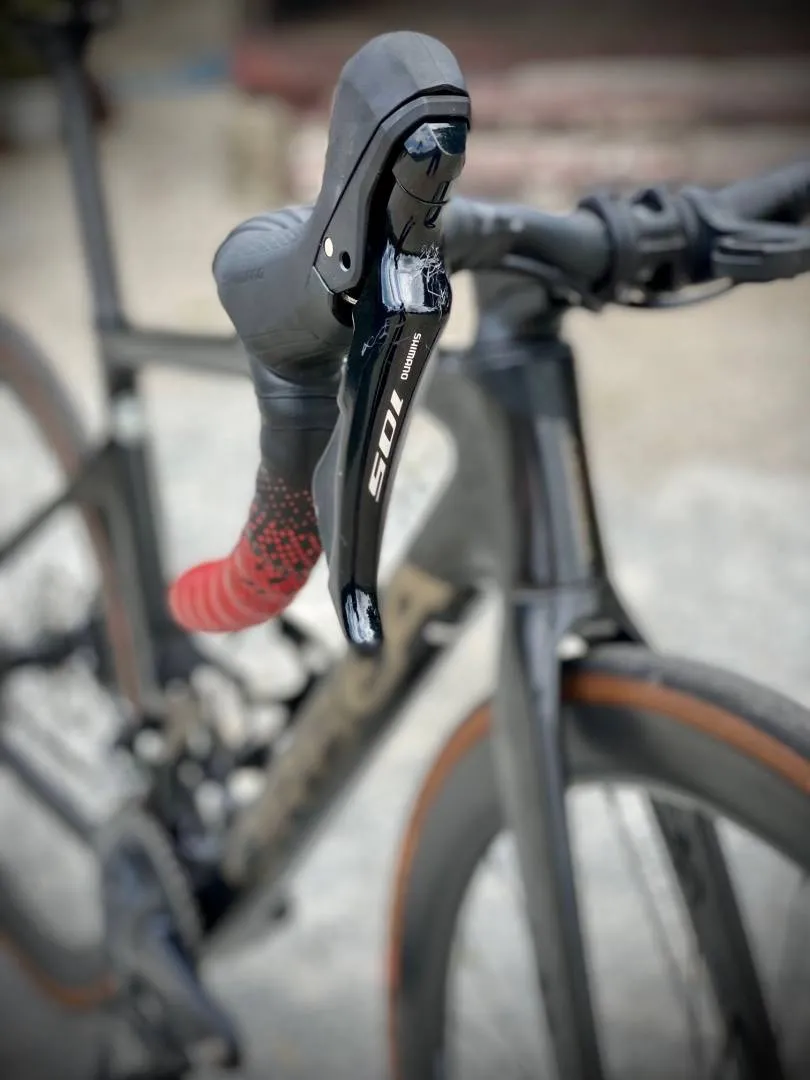 Shimano R7020  disc partial groupset