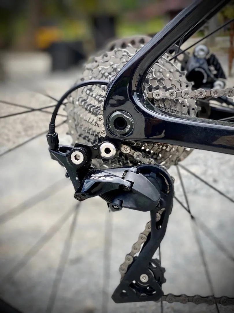 Shimano R7020  disc partial groupset