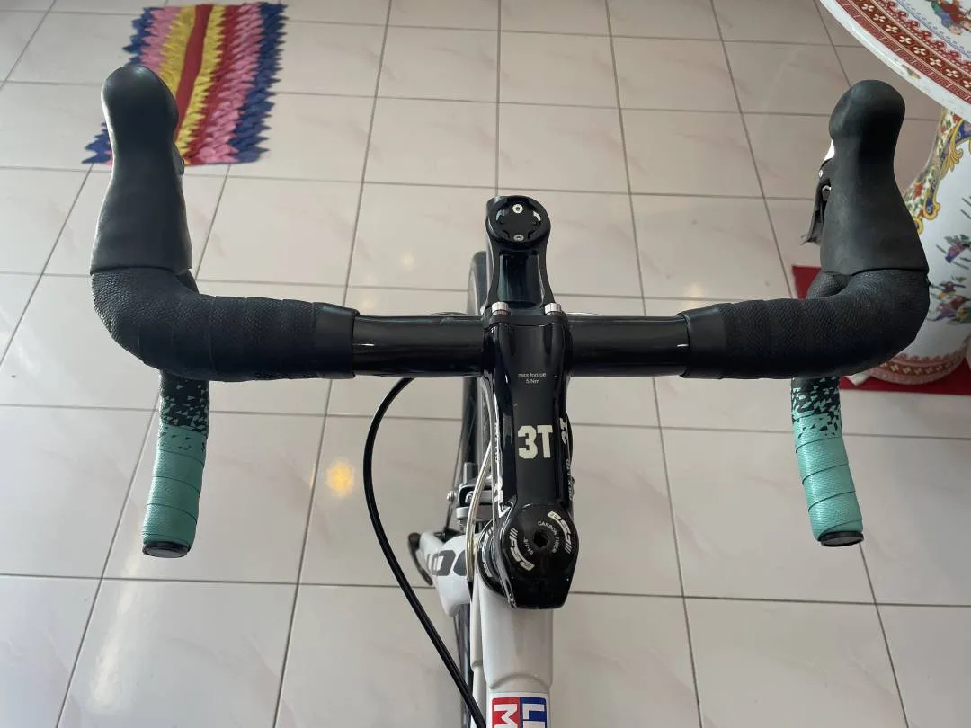 LOOK 595 Handmade Full Carbon Roadbike (Size XS)