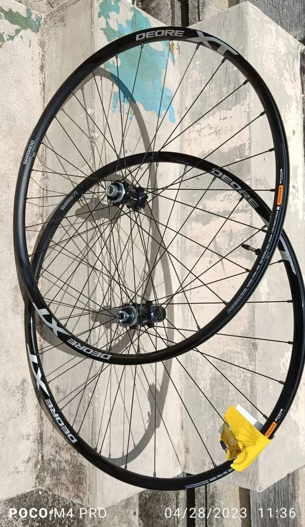 Shimano XT Race WH-M8000 TL 29 Wheelset