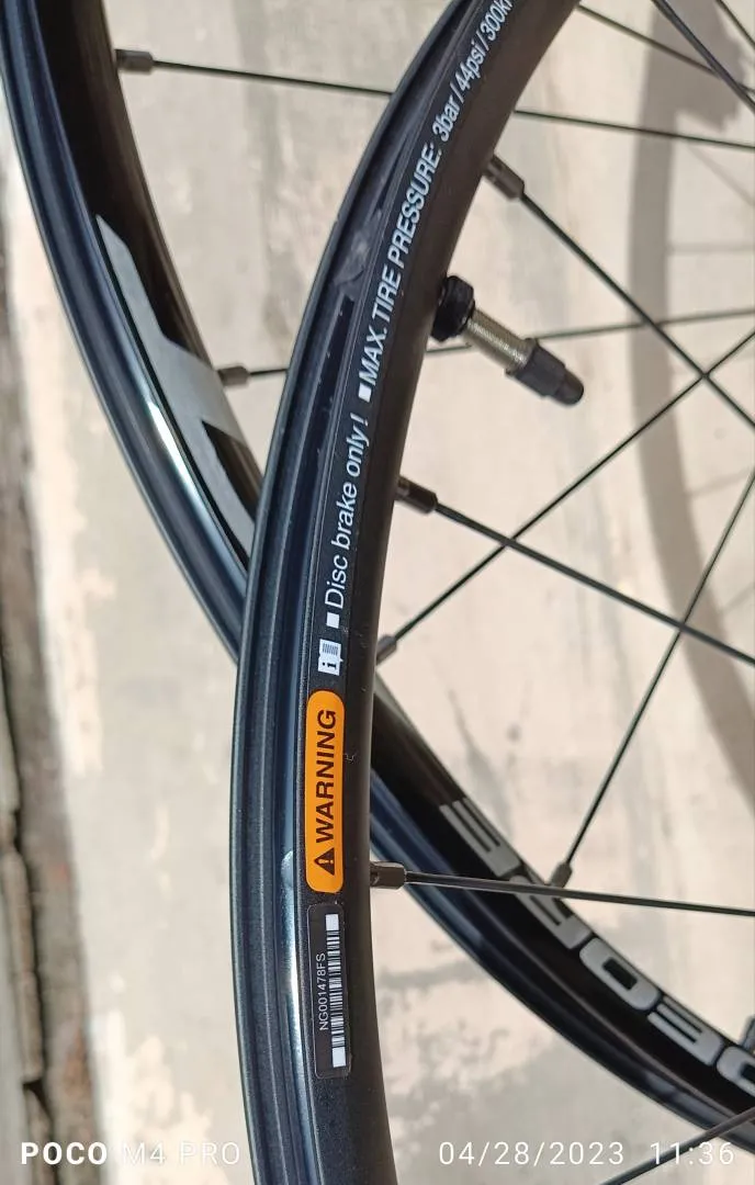Shimano XT Race WH-M8000 TL 29 Wheelset