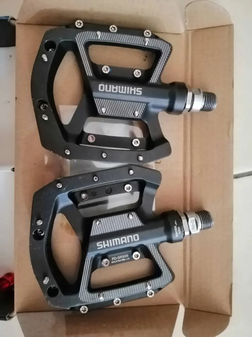 MTB Shimano Flat Pedals - PD-GR500