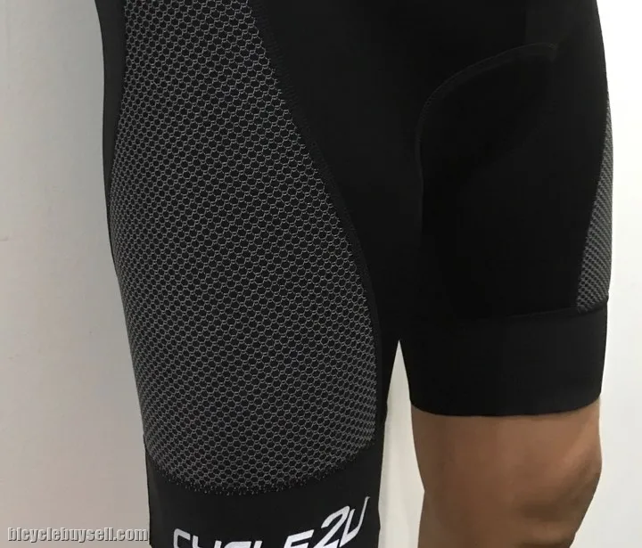 CYCLE2U`Advanced` MAN Top range short pants