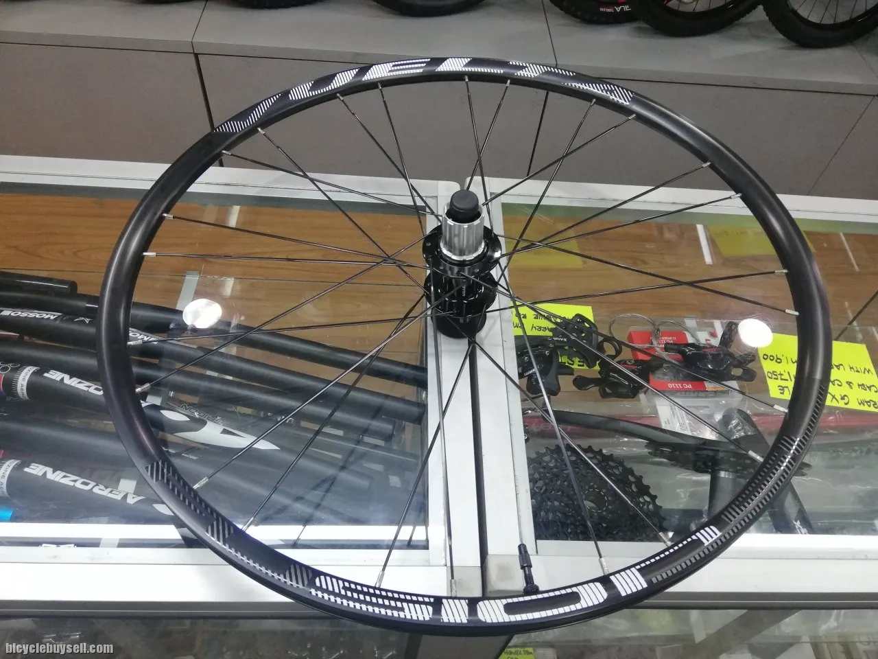 Vuelta MTB Wheels 27.5, 29er Hand-built Alloy Tubeless Ready MTB Wheels