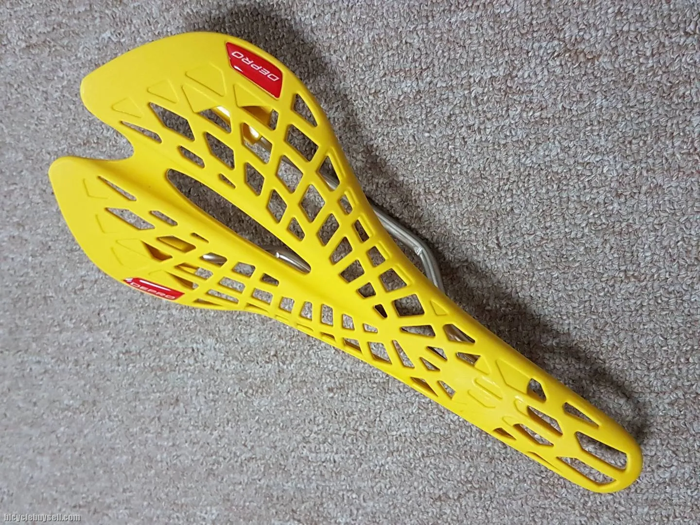 Depro Spider lightweight Saddle