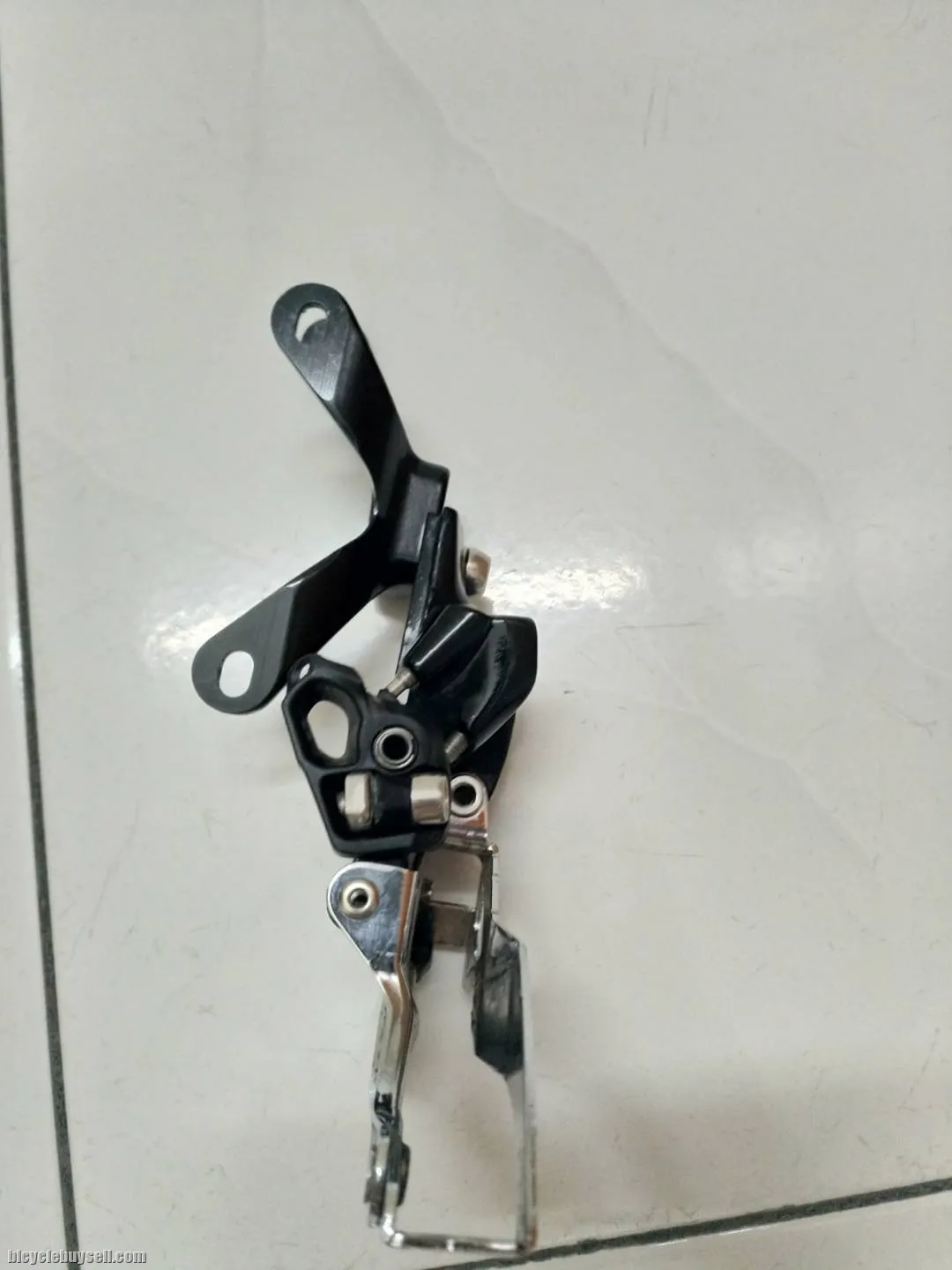 SRAM GX front derailleur. Direct mount with bracket.