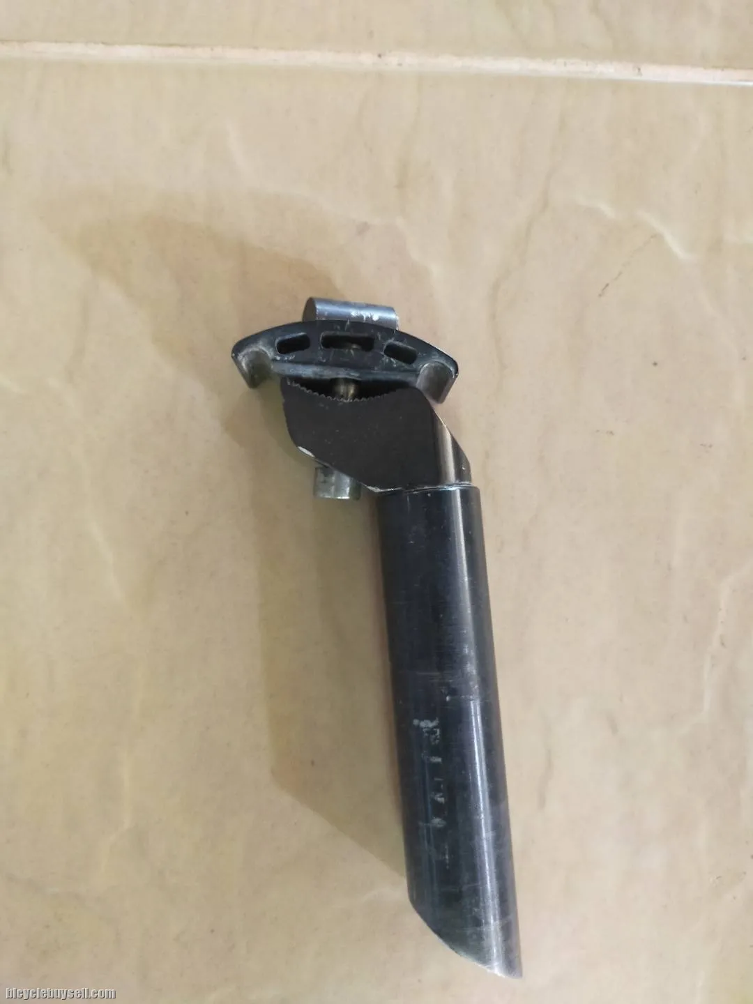 Short Seatpost