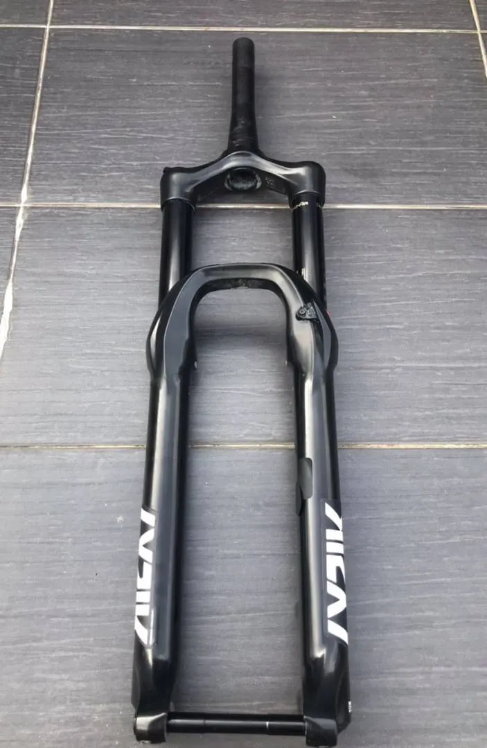ROCKSHOX LYRIK SELECT 2021/22 (170mm 29'') USED FOR SALE
