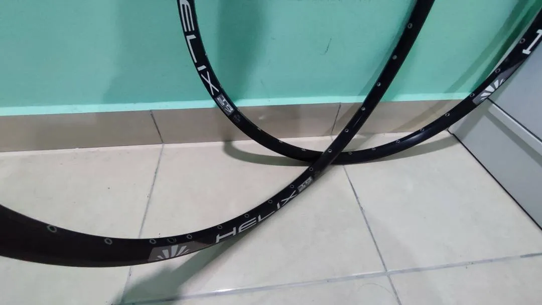SUNRINGLE HELIX TR27 rim 27.5 - USED.