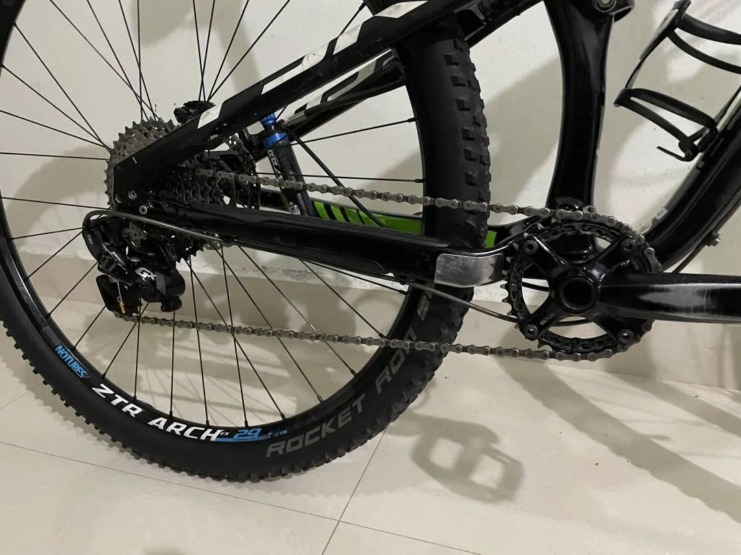 [SOLD!] Specialized Epic Full Suspension 29er Alloy Bike
